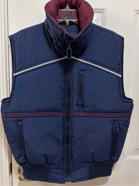 VINTAGE  Herman's Sporting Goods Vest Mens S Blue   down-filled puffer ski vest